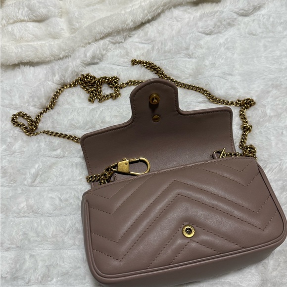 Authentic Gucci Marmont Mini Bag - Picture 4 of 5